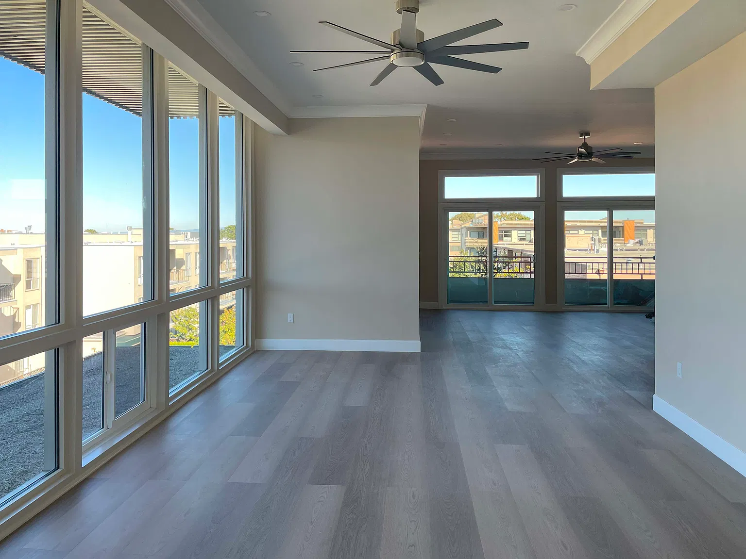 3 bed, 2.5 bath, 2350 sqft, $5,500 — Photo 1