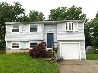 140 Country View Dr, Harrison, OH 45030