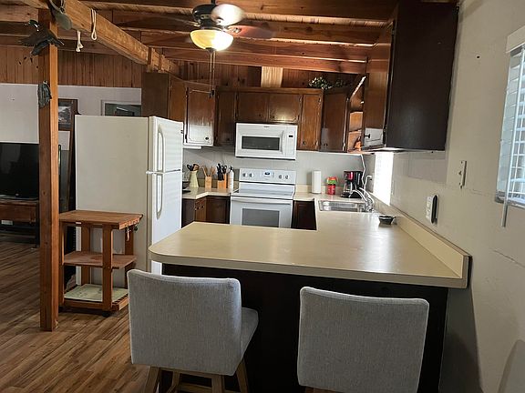 4th image of 570 Talquin Ave