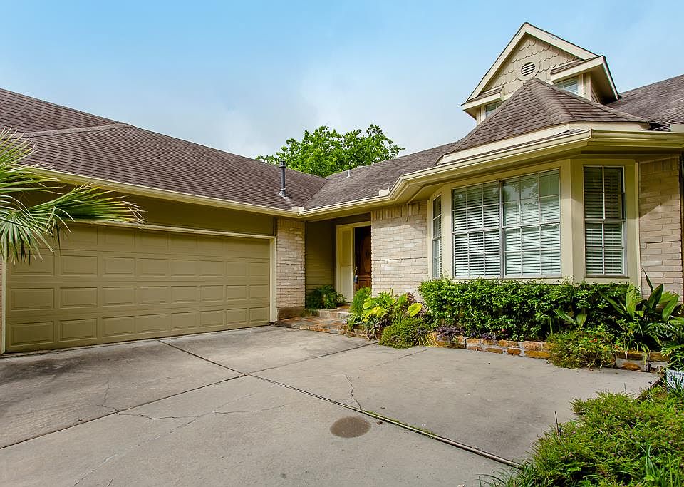 1st image of 3030 Westwick Dr