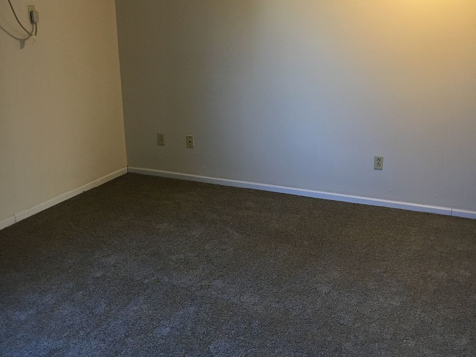 1st image of 4049 Orchardale Ave #4