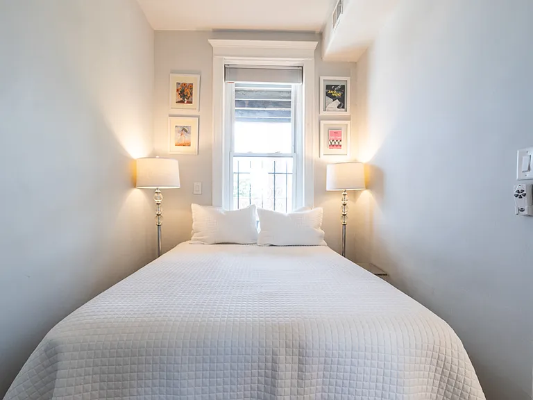 1037 S Racine Ave #3R — Photo 14