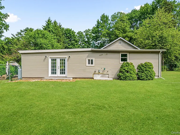 12 Dickerson Pl — Photo 27