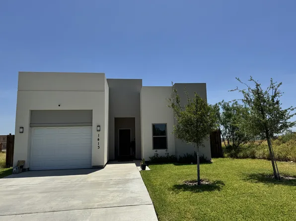 1413 El Caporal Dr, Laredo, TX 78043