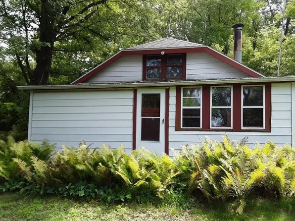 24904 Breezy Point ROAD, Waterford, WI 53185