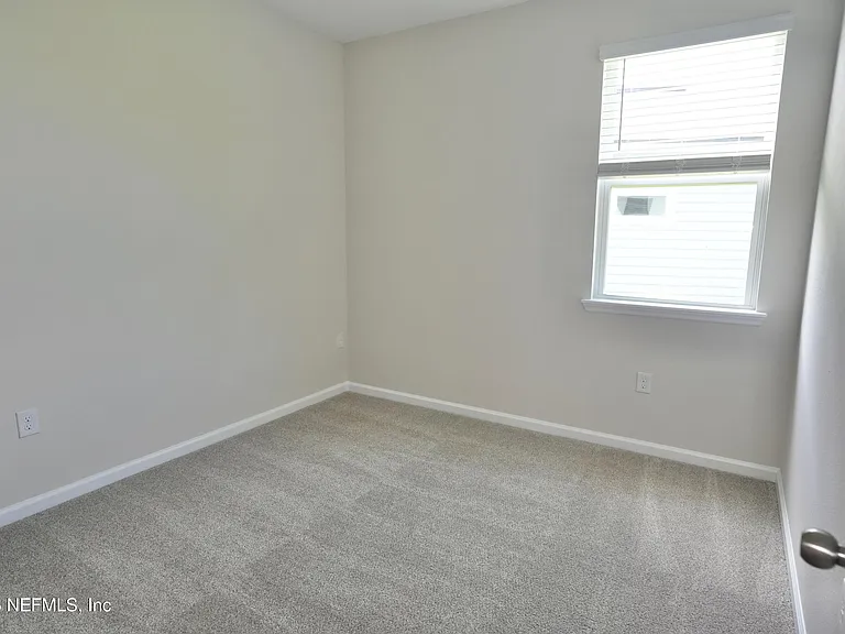 308 Spruce Hill Point — Photo 7