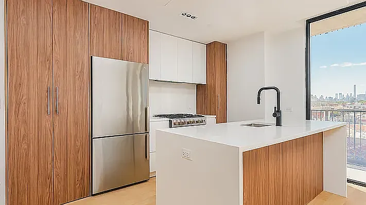 212 W 124th St #403 — Photo 19