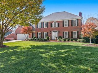 1705 Heathcliff Rd, High Point, NC 27262