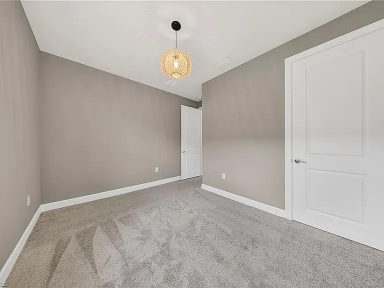 17316 Ashcomb Way — Photo 23