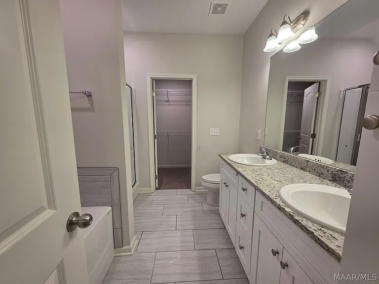 745 Park Ln — Photo 28