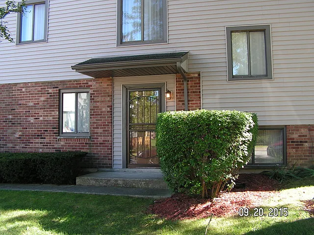 18522 Meadow Ln photo 1