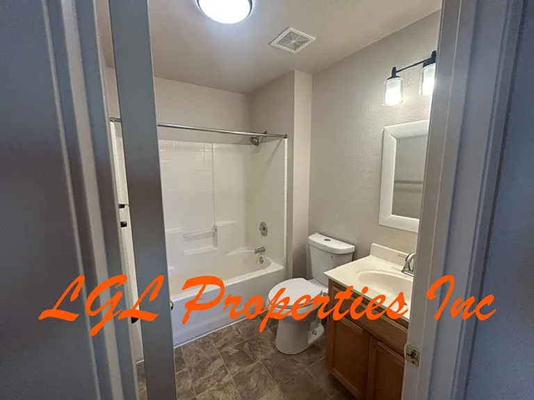 4116 Woodwillow Ln — Photo 17