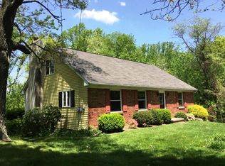 1169 Beverly Hills Rd, Coopersburg, PA 18036