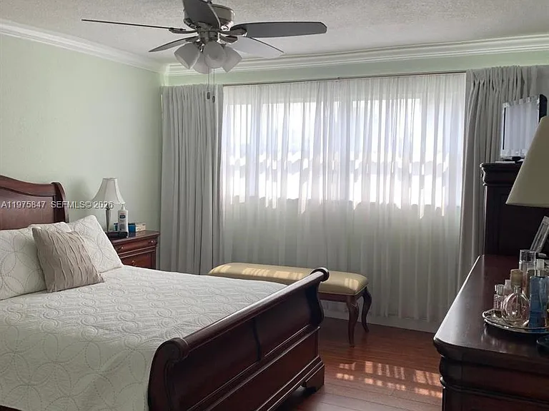 329 SE 3rd St #305S — Photo 13