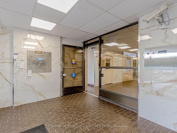 4th image of 45 Sunrise Ave #1105