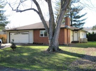 4 Harris Rd, Athens, OH 45701