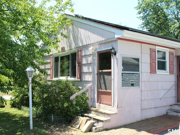 212 Lake Avenue, Bristol, CT 06010