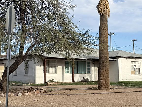 2nd image of 814 N MORRISON Avenue
