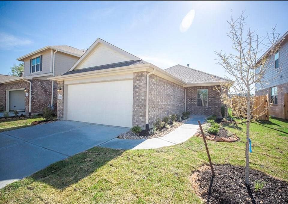 1st image of 23721 Via Maria Dr