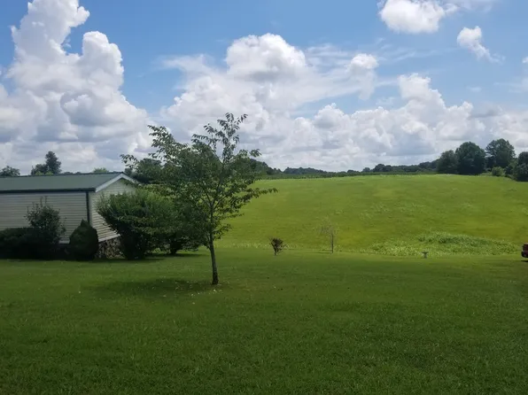 790 Sutton Rd, Red Boiling Springs, TN 37150