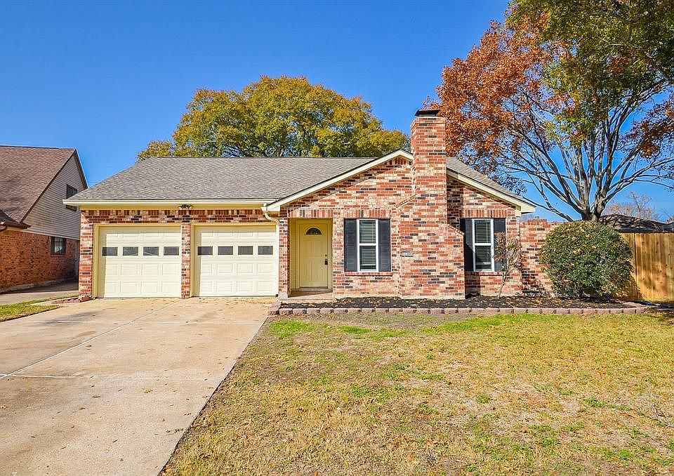 1st image of 22806 Poppyfield Dr