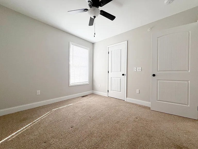 109 Westfield Ct — Photo 17