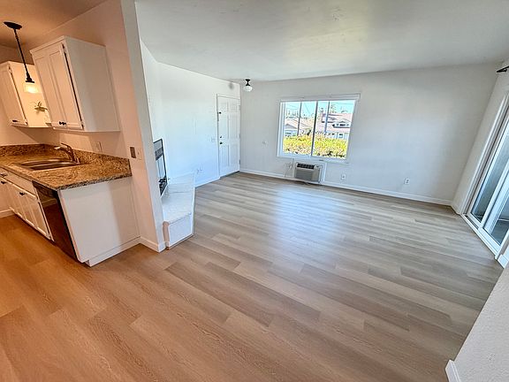 3rd image of 4495 North Ave APT 3