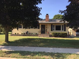 707 Foreman St SE, Lowell, MI 49331