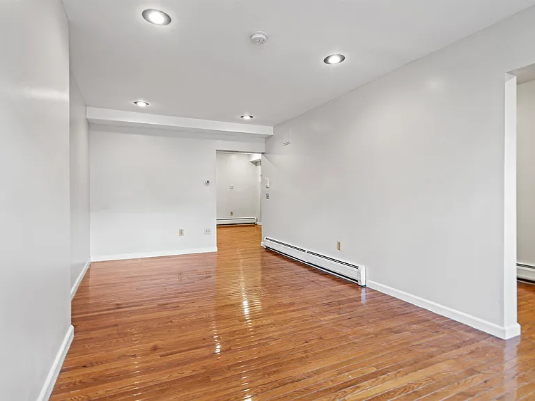 800 Ocean Ave #1 — Photo 5