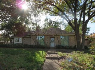 3001 N Spring Dr, Richardson, TX 75082