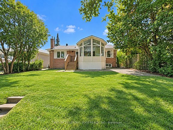 2nd image of 39 Sumner Heights Dr