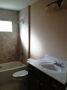 2nd image of 2762 SW Palace Ave