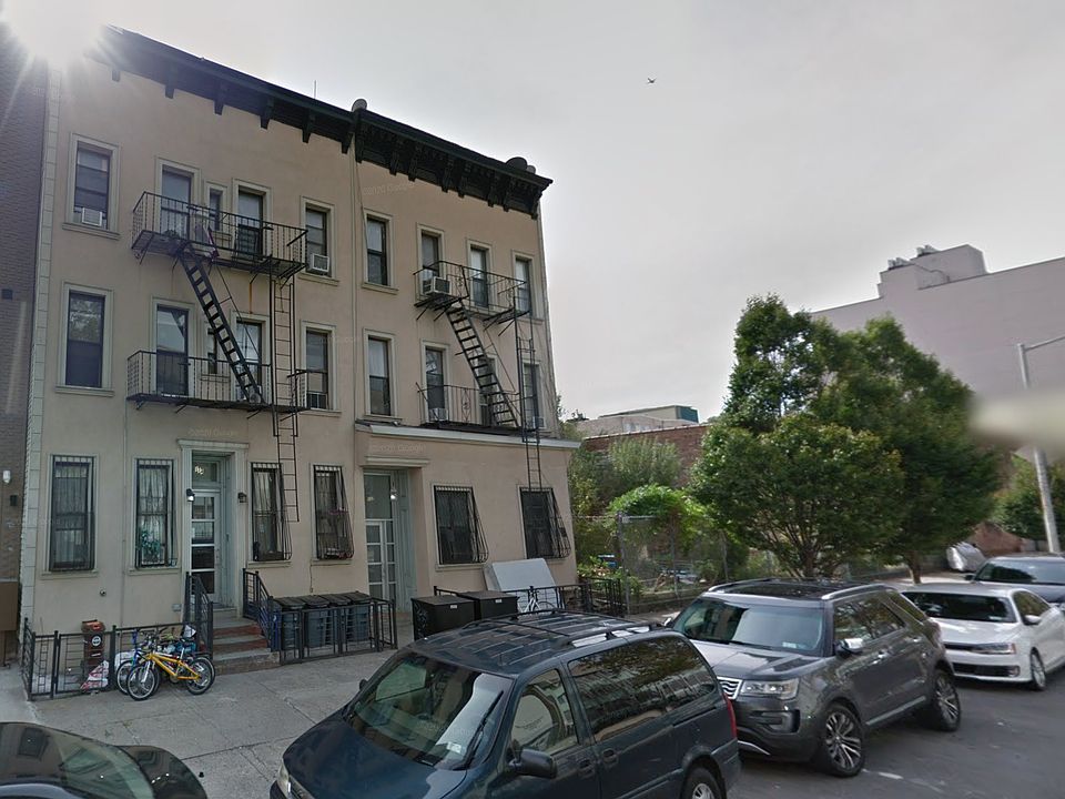 1st image of 114 Walton St #1A