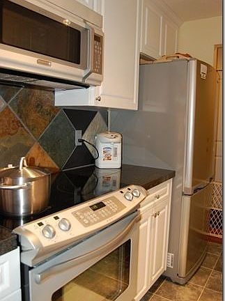 4th image of 15729 NE 18th St #C-5