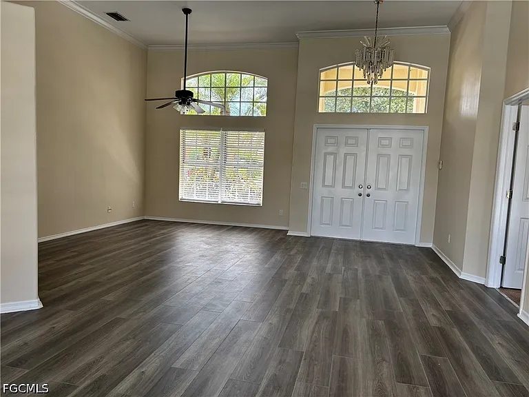 11761 Pinewood Lakes Dr — Photo 5