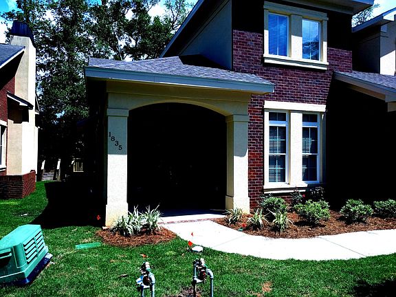 3rd image of 1829 Ashley Hall Way