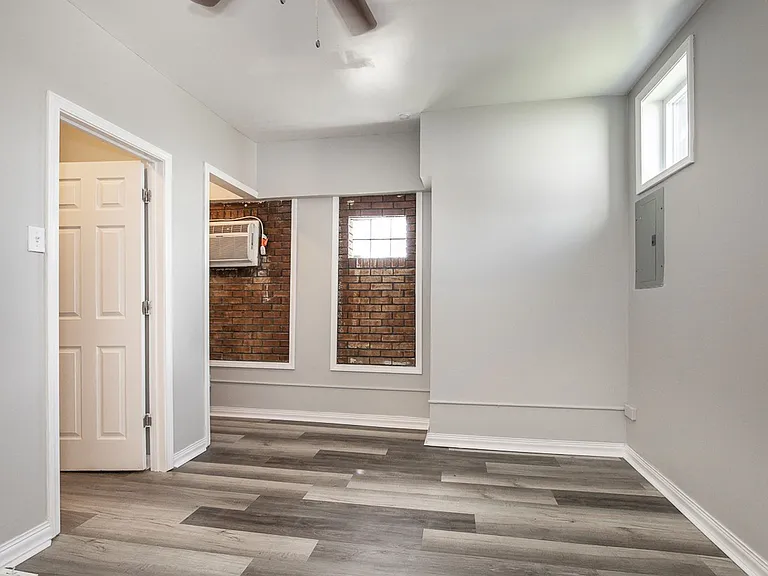 14222 Lorain Ave — Photo 5