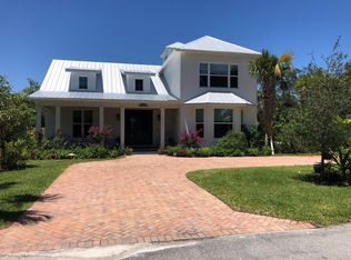 9797 SE Cowles St, Hobe Sound, FL 33455