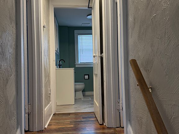 5th image of 554 Miami Ave
