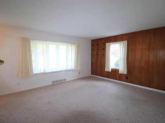 5th image of 1226 Bingham Ave
