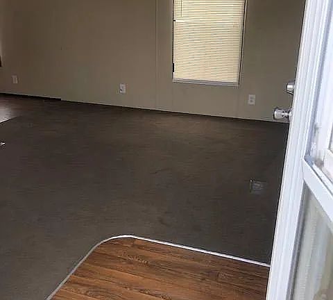 2nd image of 2949 Zigmont Rd #8