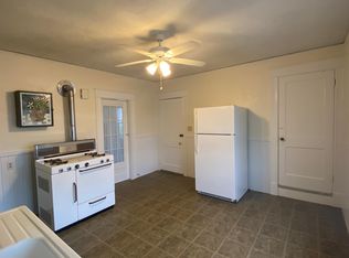 117 Avon St, Lowell, MA 01854