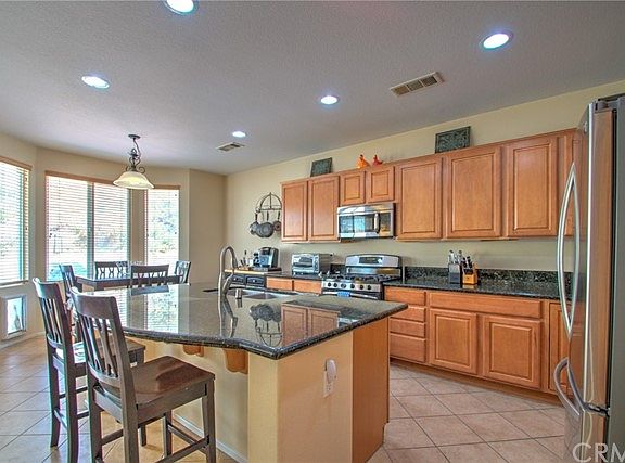 3rd image of 28791 Londonderry Ct
