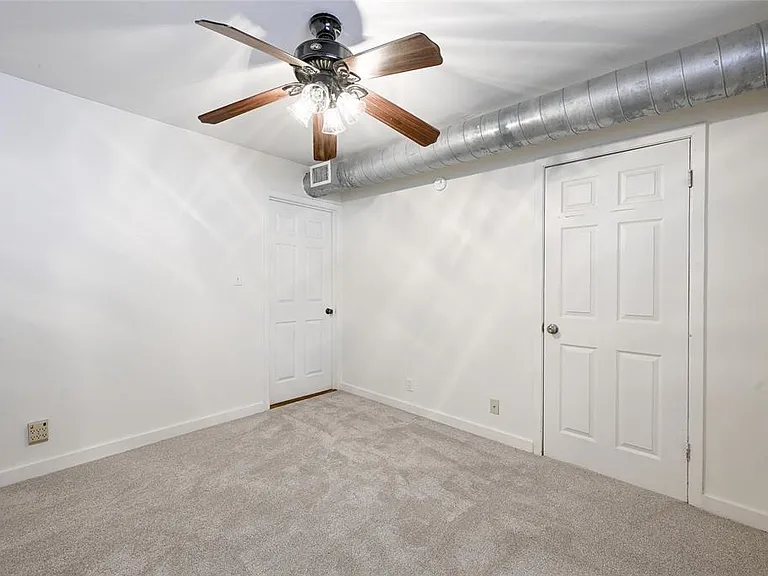 1510 W 6th St #212 — Photo 15