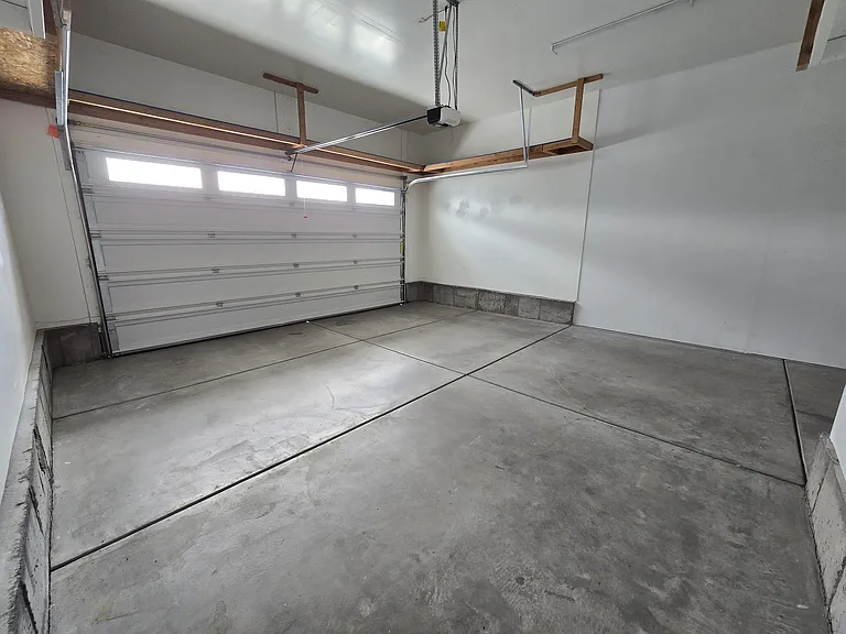 194 W Sugarbowl Cir — Photo 36