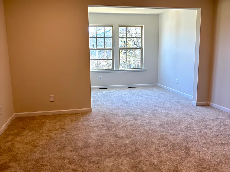 122 S Buck Tavern Way — Photo 22