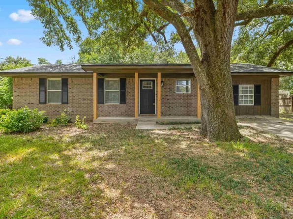7904 Sasser Ln, Pensacola, FL 32526