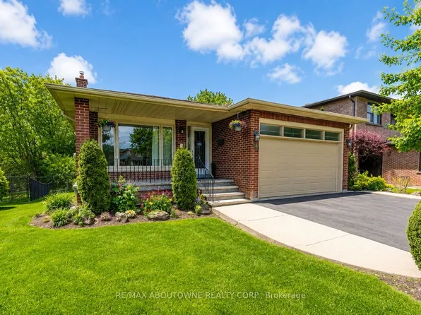 440 Parkridge Cres, Oakville, ON L6M 1B2