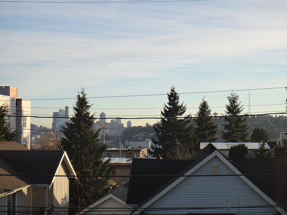 View of downtown skyline and Space Needle from upstairs deck