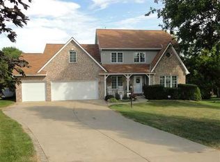 1343 Countryside Ct, Metamora, IL 61548